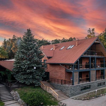 Hotel Roza Wiatrow Węgorzewo Exterior foto